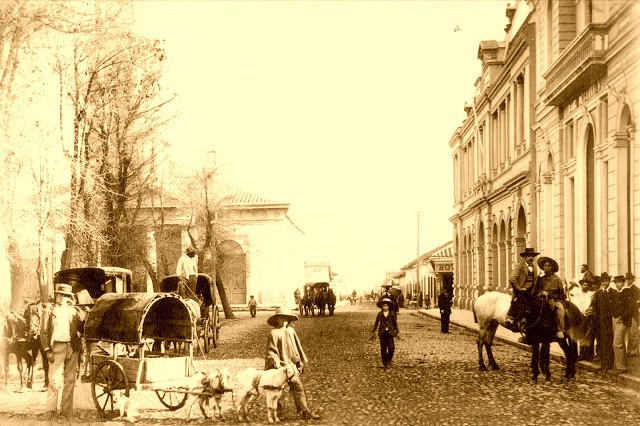 plaza de armas de Los Andes